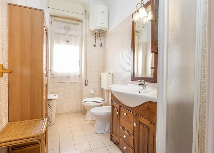 Vico Balcony, Apartment *